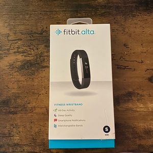Fitbit Alta Fitness Wristband Size Small